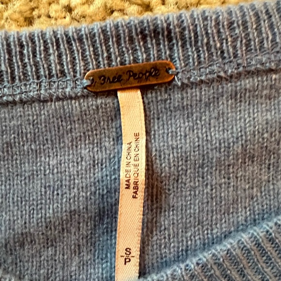 Blue Free People Cropped Cashmere Sweater - Picture 3 of 3